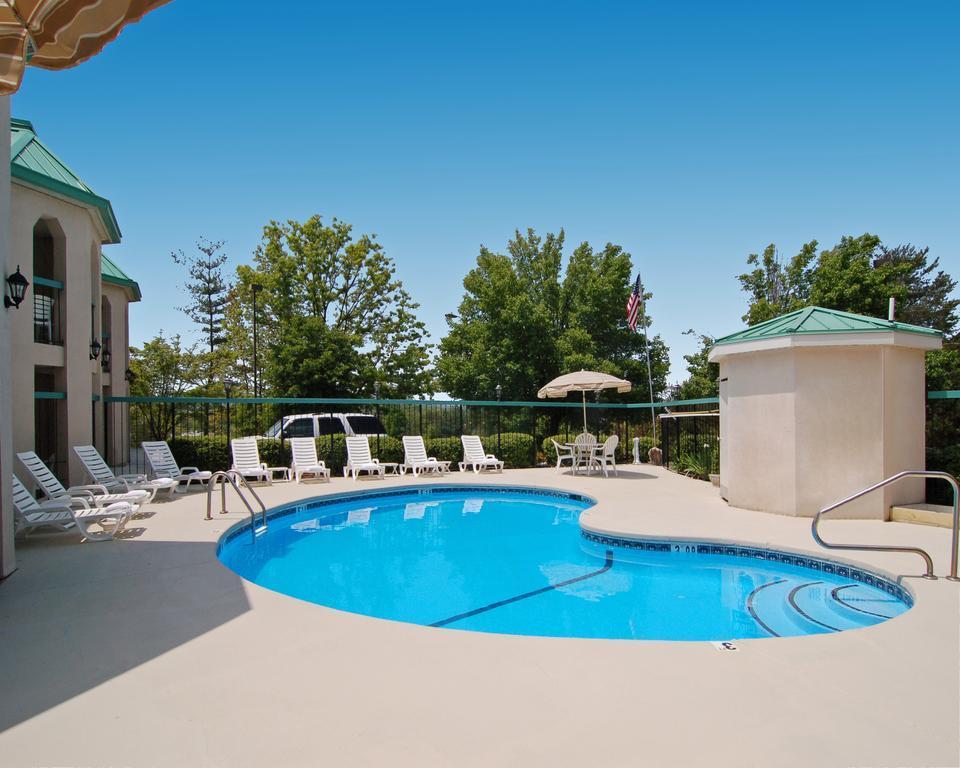 Econo Lodge Hendersonville Exterior foto